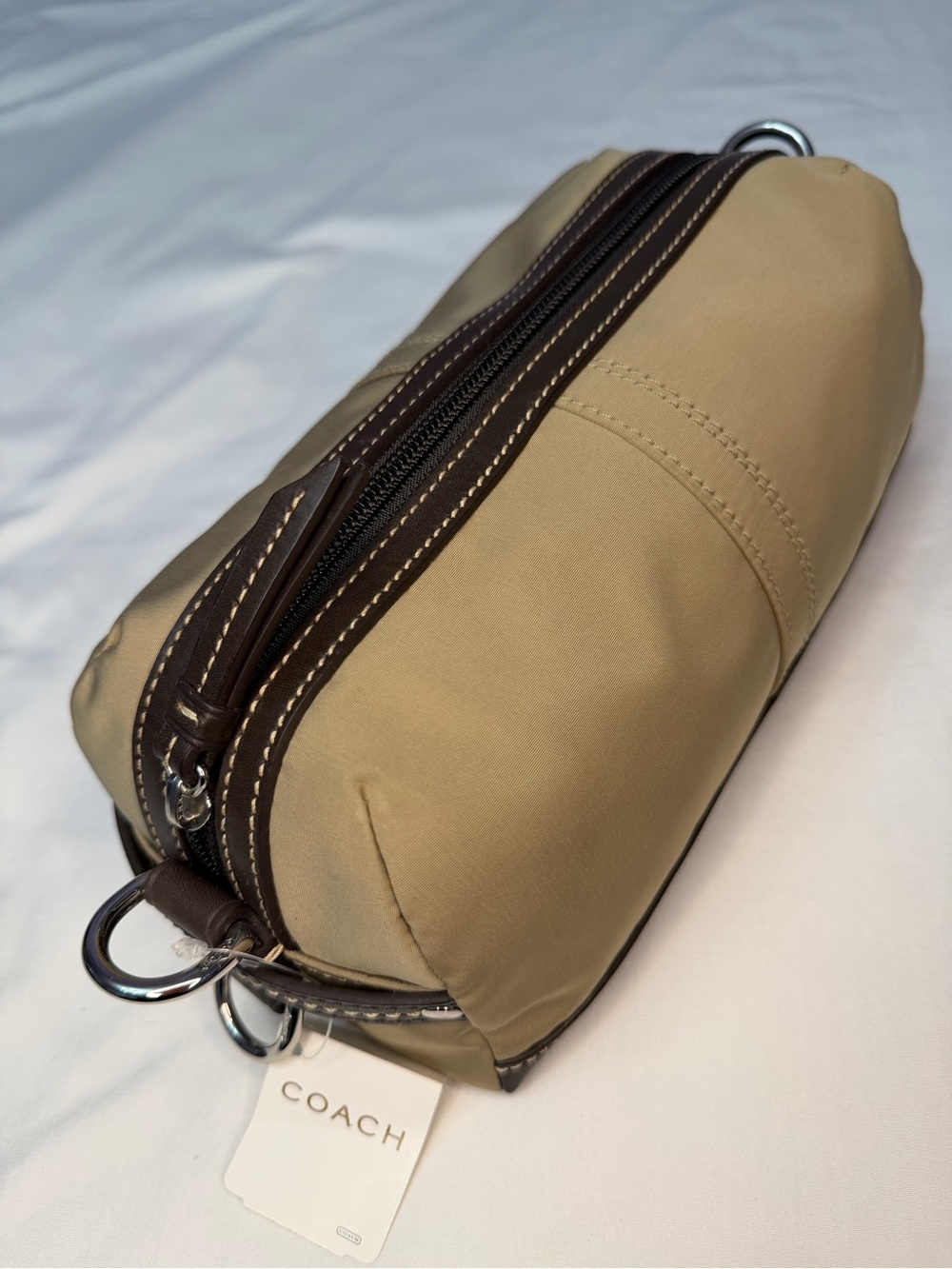 Coach Travel Accessory Kit Zip Pouch Khaki Men's Toiletry Kit New
